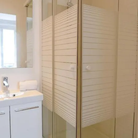 Kiez Apartment Paris