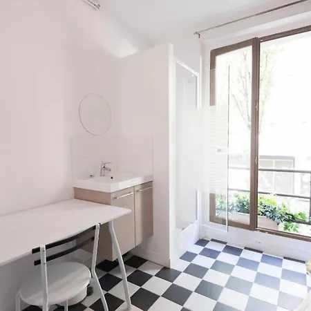 Kiez Apartment Paris